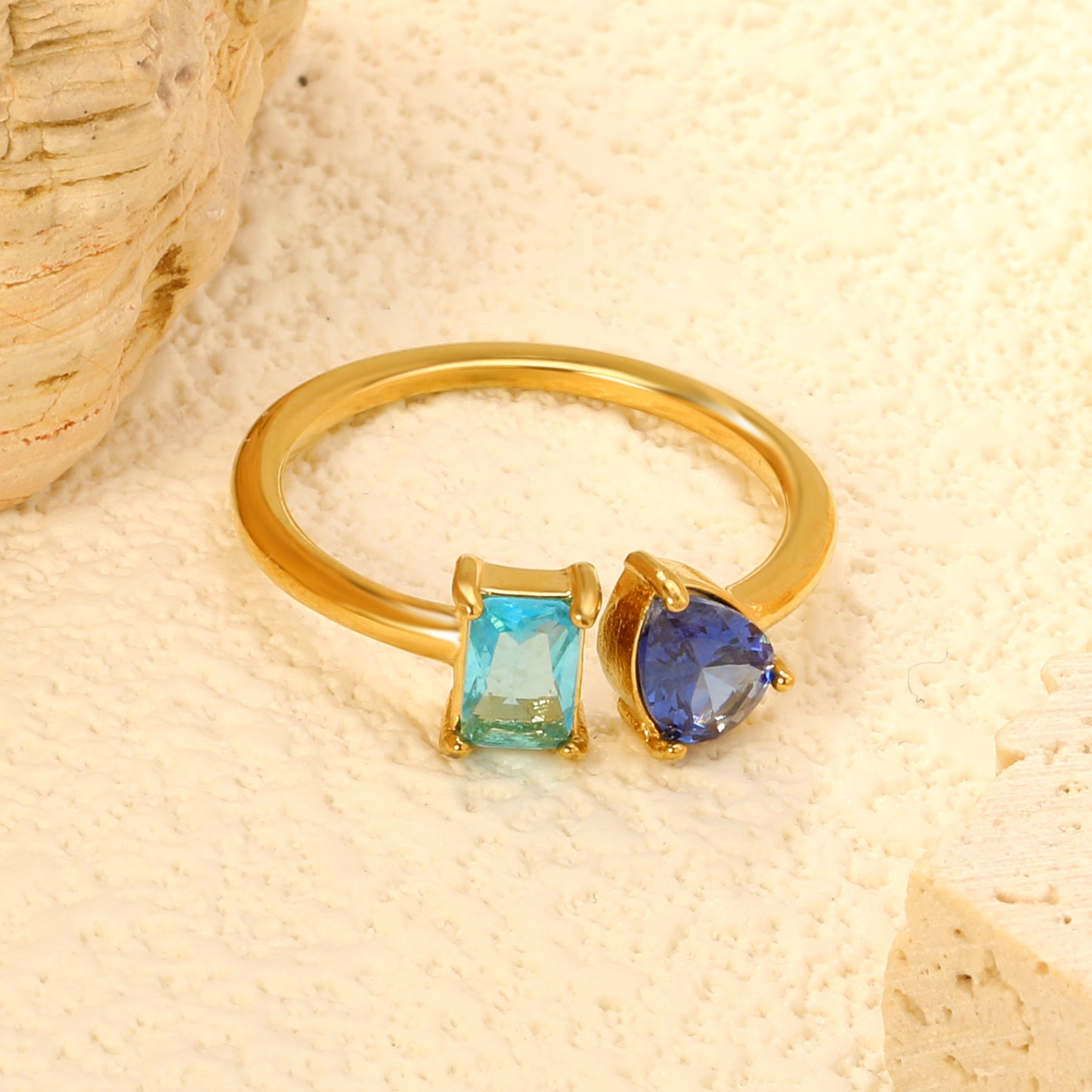 Aqua Ring