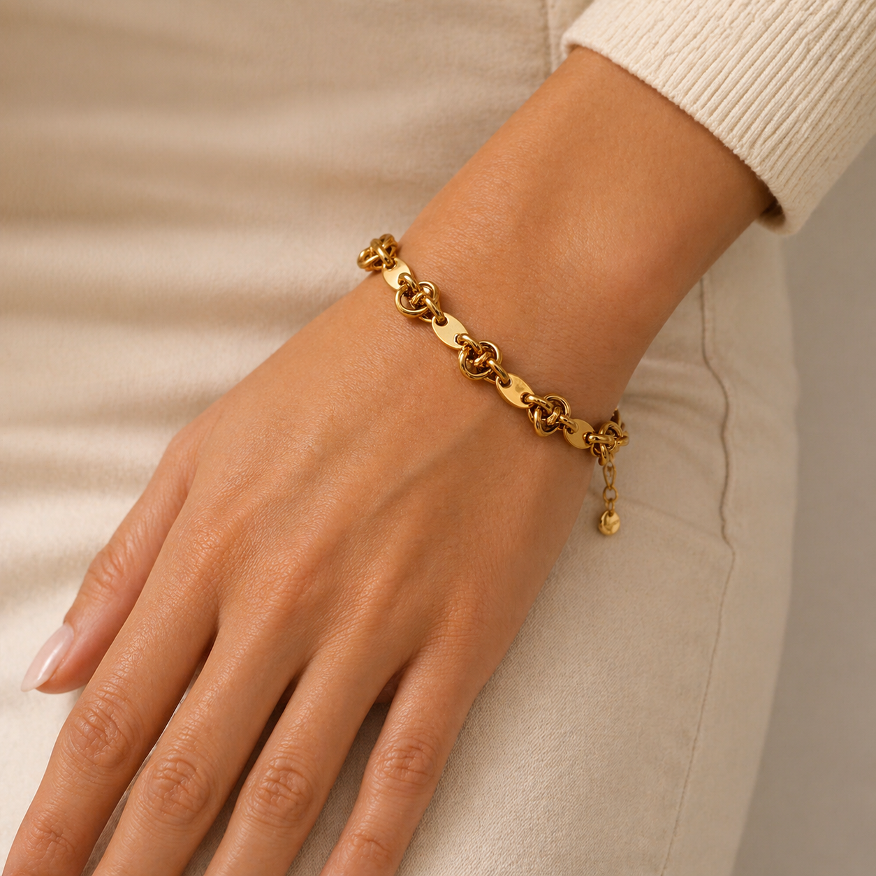 Golden Knot Bracelet