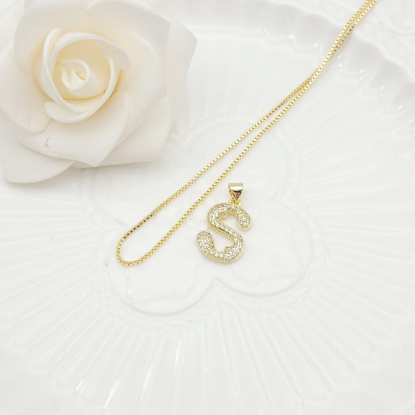 Janiha Initial Heart Bubble Necklace
