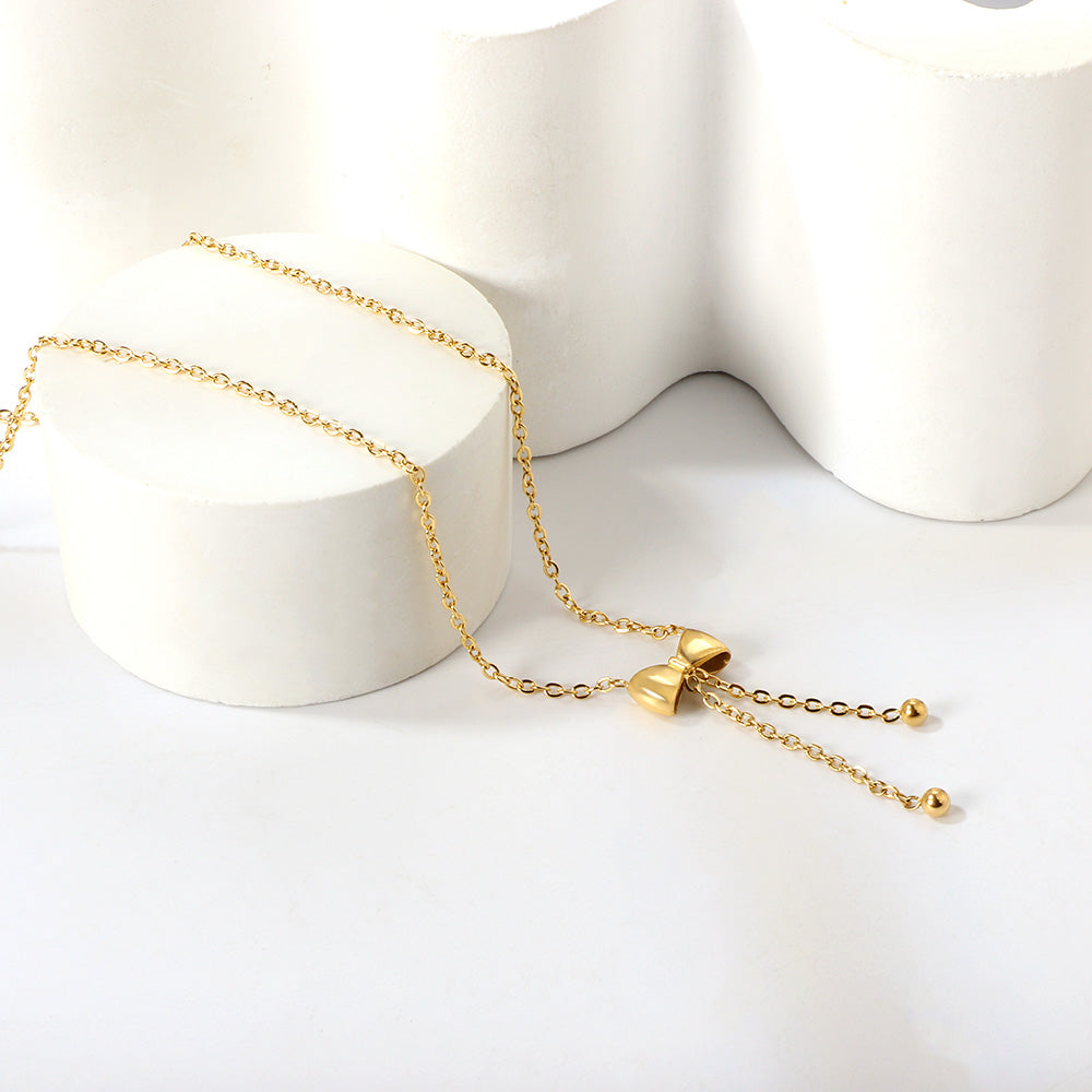 Amara Bow Necklace