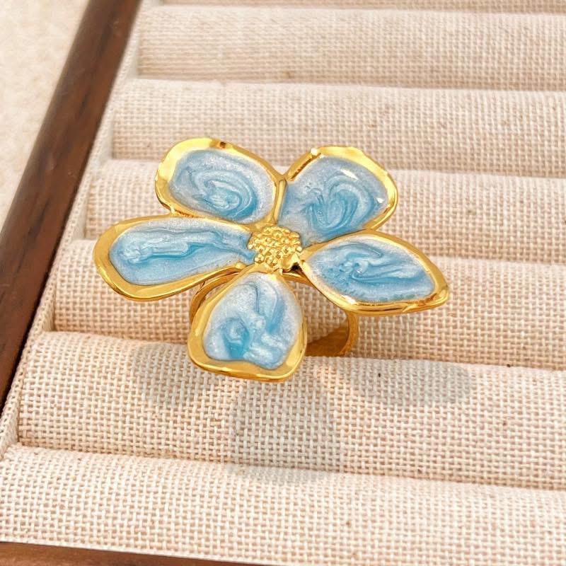 Cora Ring